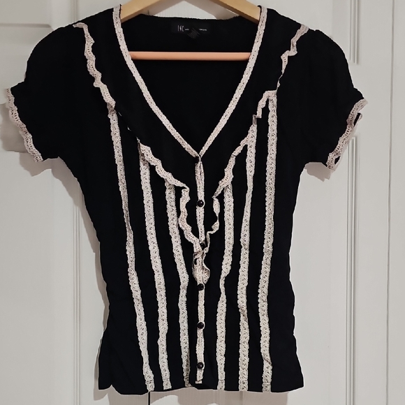 INC International Concepts Tops - 🖤 INC International Concepts Lace Trim Ruffle Button Top — Size L
